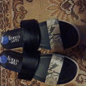 A pair of Franco sarto sandals 👡